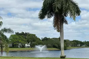 1007 Oakridge A, Deerfield Beach, FL 33442 - Photo 1