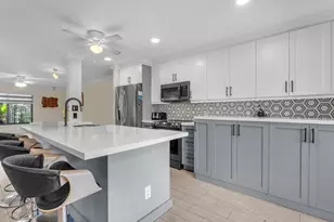 1521 NW 113th Terrace, Pembroke Pines, FL 33026 - Photo 1