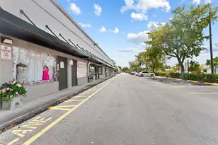 1894 NW 38th Ave, Lauderhill, FL 33311 - Photo 1