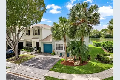 9560 E Plum Harbor Way, Unit #9560, Tamarac, FL 33321 - Photo 1