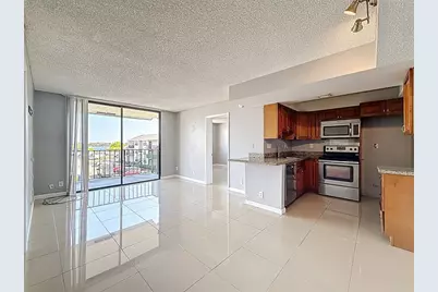 724  Executive Center Drive, Unit #32, West Palm Beach, FL 33401 - Photo 1
