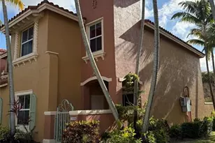 1005 SW 143rd Ave, Pembroke Pines, FL 33027 - Photo 1