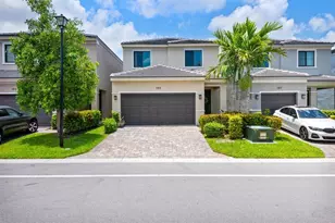 193 NW 36th Ave, Pompano Beach, FL 33069 - Photo 1