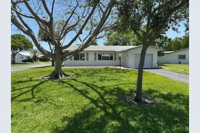 8604 N Campanelli Boulevard, Plantation, FL 33322 - Photo 1