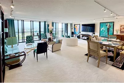 2480  Presidential Way, Unit #904, West Palm Beach, FL 33401 - Photo 1