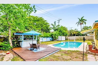 4330 NE 20th Ave, Oakland Park, FL 33308 - Photo 1