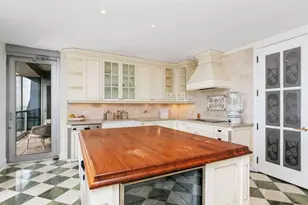 1425 Brickell Ave, Miami, FL 33131 - Photo 1