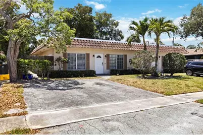 90  Lariat Cir, Boca Raton, FL 33487 - Photo 1