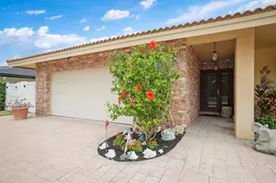 3031 NE 45th St, Lighthouse Point, FL 33064 - Photo 1