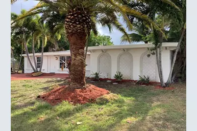 815 SE Airoso Blvd, Port Saint Lucie, FL 34983 - Photo 1