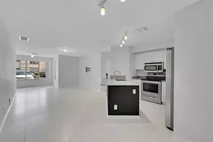 3350 N Pinewalk Dr N Unit, Margate, FL 33063 - Photo 1