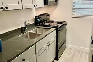 22 NW 8th Ave, Dania Beach, FL 33004 - Photo 1