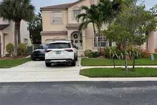 341 NW 153rd Ln, Pembroke Pines, FL 33028 - Photo 1