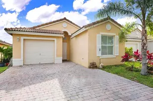 1020 SE 20th Rd, Homestead, FL 33035 - Photo 1