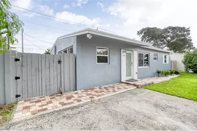 1437 NE 25th St, Pompano Beach, FL 33064 - Photo 1