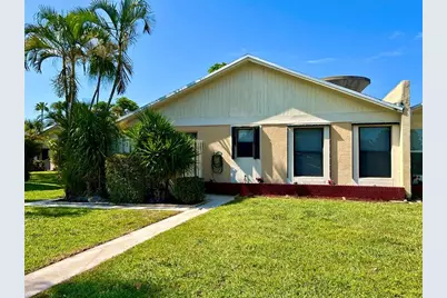 211 SE 1st Cir, Unit #211, Boynton Beach, FL 33435 - Photo 1