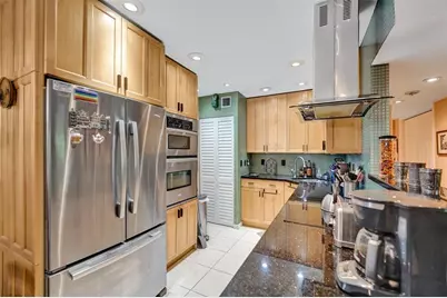 300 NE 19th Ct, Unit #203N, Wilton Manors, FL 33305 - Photo 1