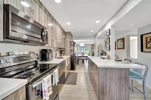 12900 SW 13th St, Pembroke Pines, FL 33027 - Photo 1