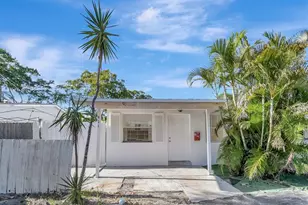 411B NE 57th Ct, Oakland Park, FL 33334 - Photo 1