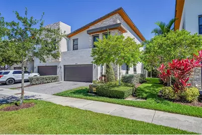 10507 NW 81st Ter, Doral, FL 33178 - Photo 1