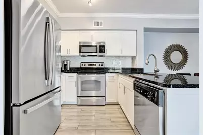 6492 Emerald Dunes Drive #204, West Palm Beach, FL 33411 - Photo 1