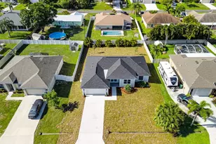 1014 SW Fisherman Ave, Port Saint Lucie, FL 34953 - Photo 1