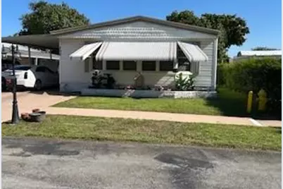 292 NW 54th St, Deerfield Beach, FL 33064 - Photo 1