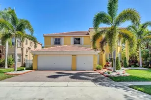 16928 SW 16th St, Pembroke Pines, FL 33027 - Photo 1