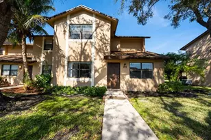 213 Lakeside Cir, Sunrise, FL 33326 - Photo 1