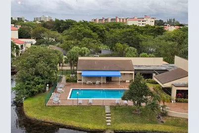 2334 S Cypress Bend Dr, Unit #608, Pompano Beach, FL 33069 - Photo 1