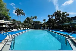 5131 W Oakland Park Blvd, Lauderdale Lakes, FL 33313 - Photo 1