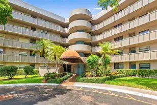 1101 Colony Point Cir, Pembroke Pines, FL 33026 - Photo 1
