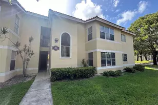 457 Vista Isles Dr, Plantation, FL 33325 - Photo 1