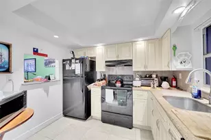 9401 Sunrise Lakes Blvd, Sunrise, FL 33322 - Photo 1