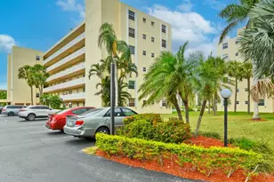 121 SE 3rd Ave, Dania Beach, FL 33004 - Photo 1