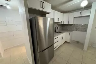 532 NW 11th Ave, Boynton Beach, FL 33435 - Photo 1