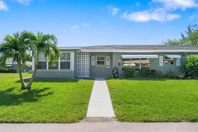 925 S Drive Ter, Unit #B, Delray Beach, FL 33445 - Photo 1