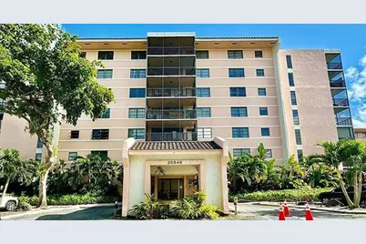 20840  San Simeon Way, Unit #309, Miami, FL 33179 - Photo 1