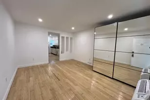 8080 Tatum Waterway Dr, Miami Beach, FL 33141 - Photo 1