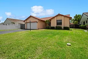 6341 Gauntlet Hall Ln, Davie, FL 33331 - Photo 1