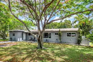 6631 SW 4th St, Pembroke Pines, FL 33023 - Photo 1