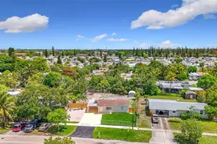 621 NE 44th St, Deerfield Beach, FL 33064 - Photo 1