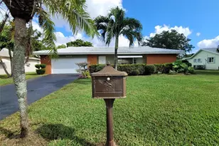 9201 NW 71st St, Tamarac, FL 33321 - Photo 1