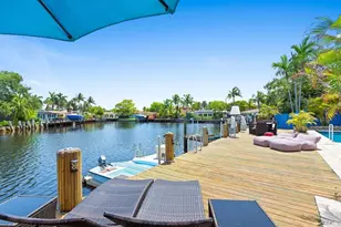 2024 NE 24th St, Wilton Manors, FL 33305 - Photo 1