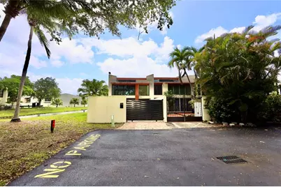 7760 SW 103rd Pl, Miami, FL 33173 - Photo 1