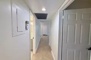 1401 SW 134th Way Unit #206 C, Pembroke Pines, FL 33027 - Photo 1