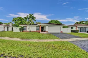 7008 NW 81st St, Tamarac, FL 33321 - Photo 1