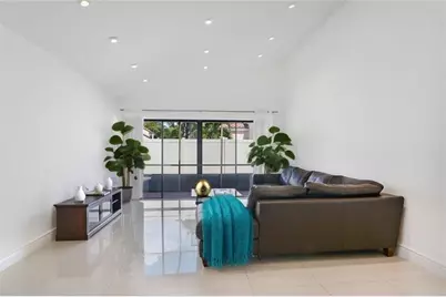 21190 Mainsail Circle #A11, Miami, FL 33180 - Photo 1