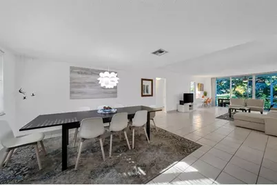 4031 N Cypress Dr, Unit #102, Pompano Beach, FL 33069 - Photo 1