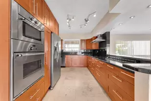 2940 NE 19th St, Pompano Beach, FL 33062 - Photo 1